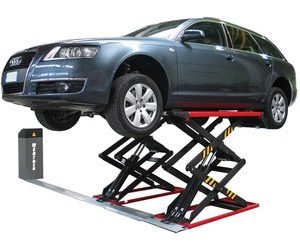 SCISSOR LIFT - SHORT PLATFORM