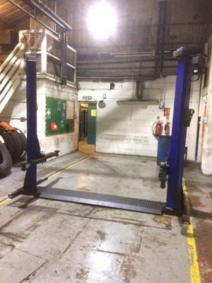 Used Tecalmit 2 Post Lift﻿
